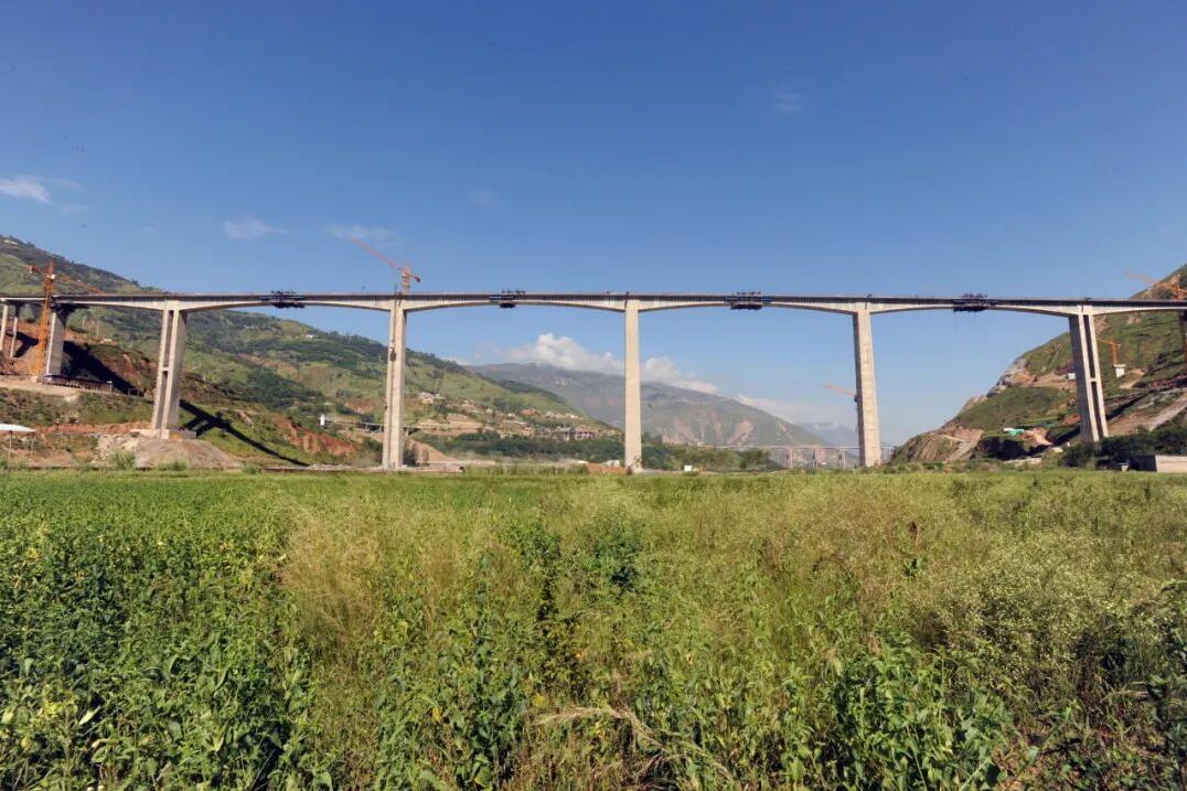 预应力锚具厂家简述预应力锚具的工艺特点